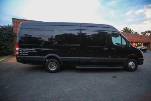 Mercedes Benz Sprinter Limo VAN - 13 Passengers