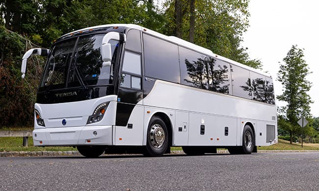 40 Passenger Luxury Bus