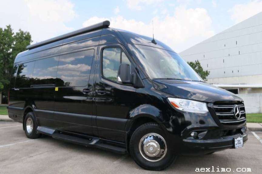 Mercedes Sprinter Limo - 12-14 passengers