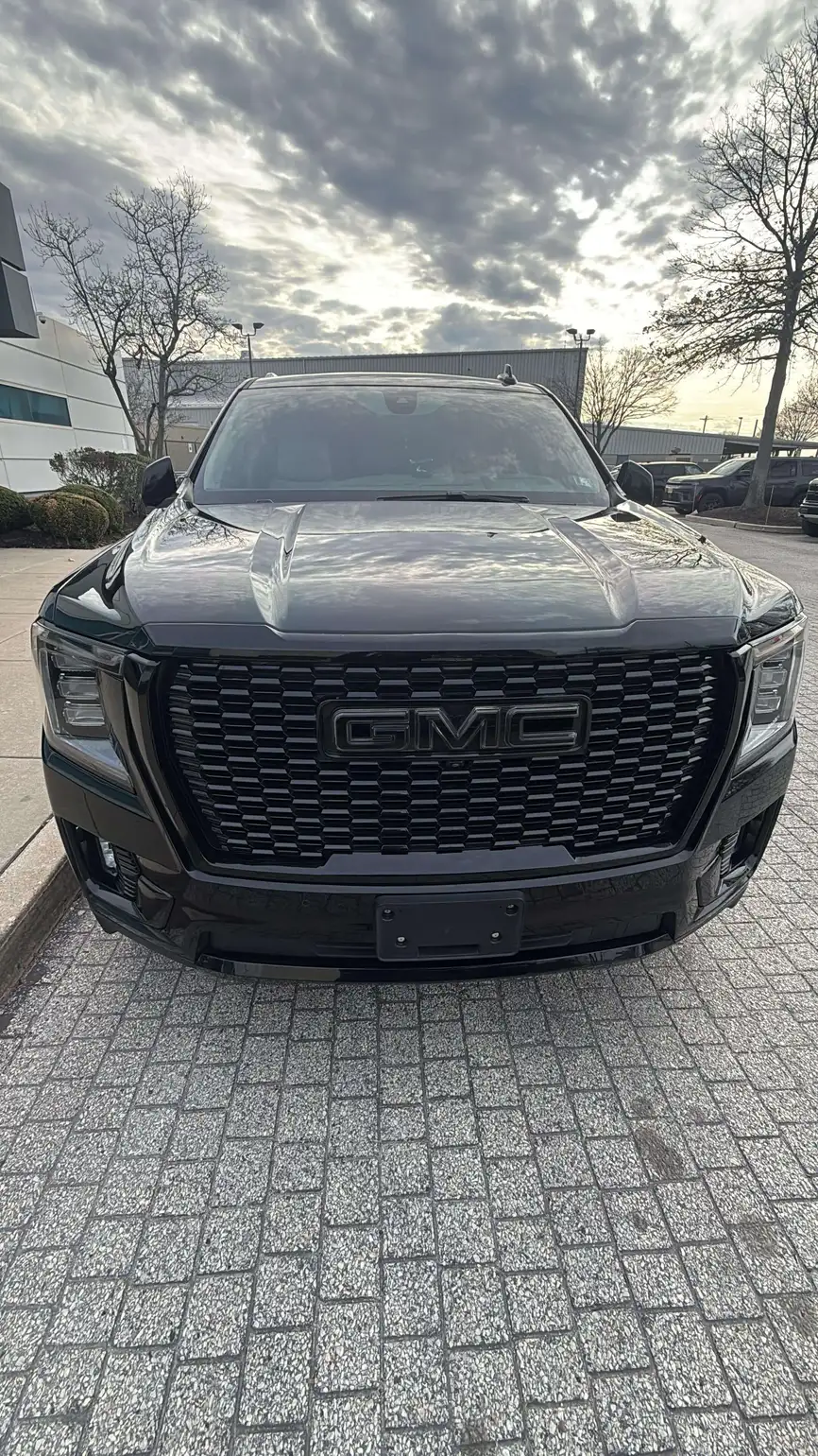 Rolls-Royce Phantom Black