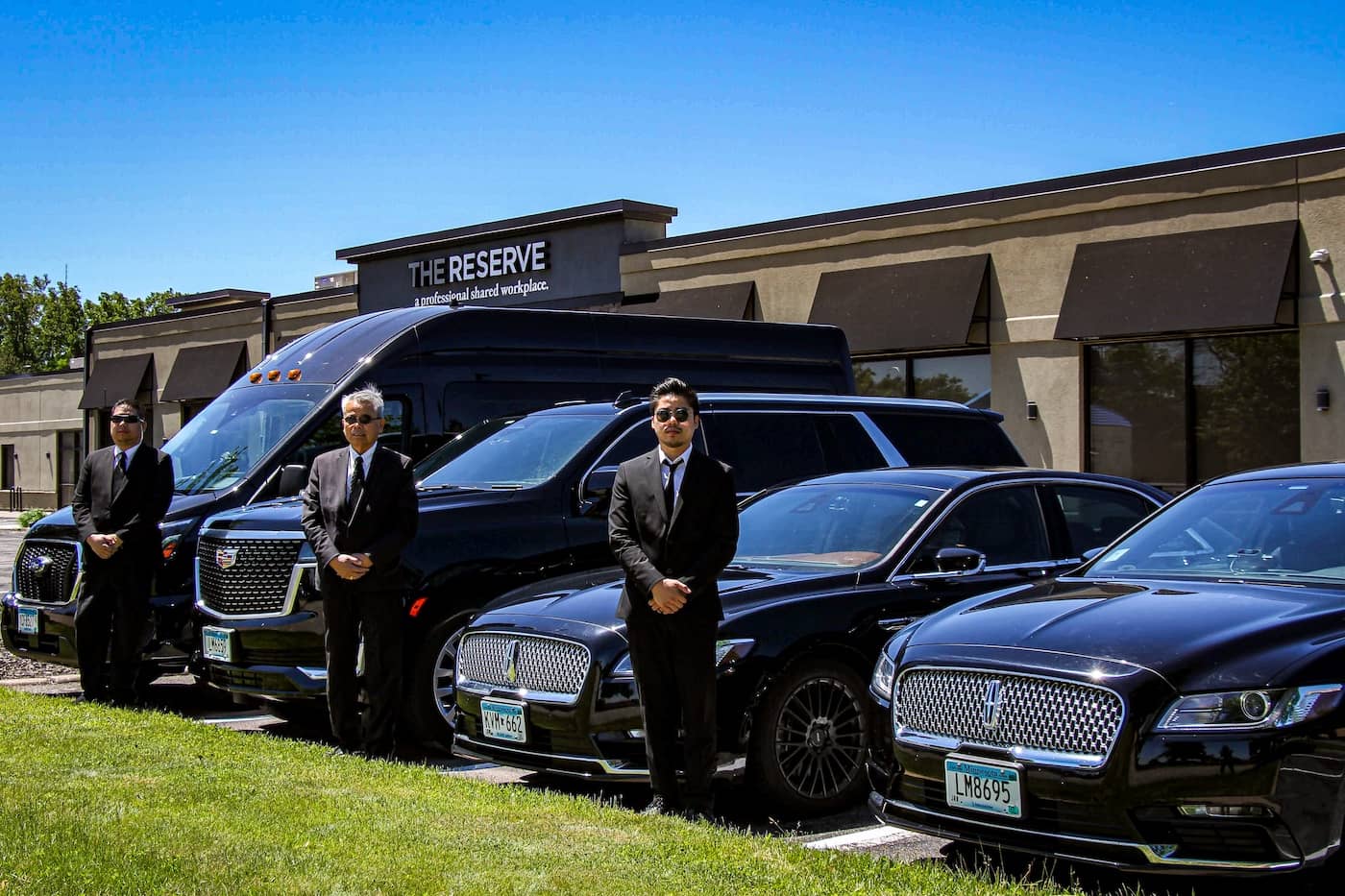 Black Tie Limousine