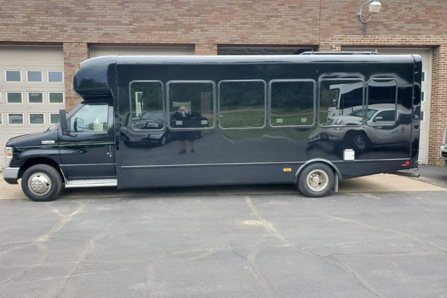 23-24 Passenger Limo Party Bus