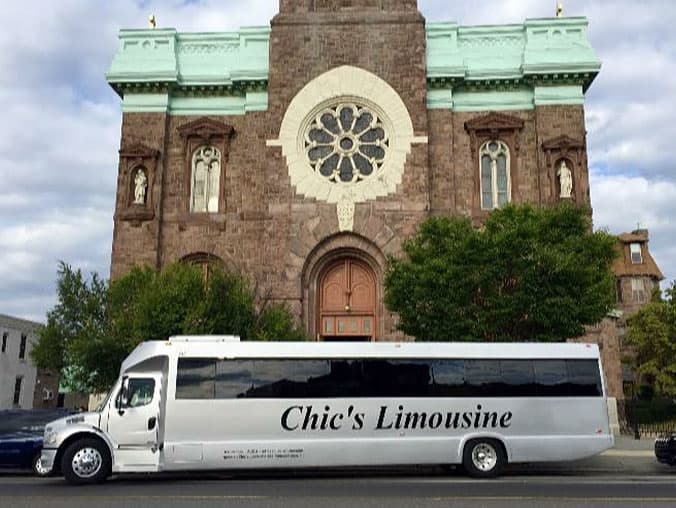 Chics Limo