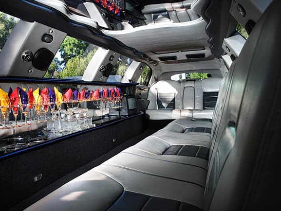Courtesy Limousine