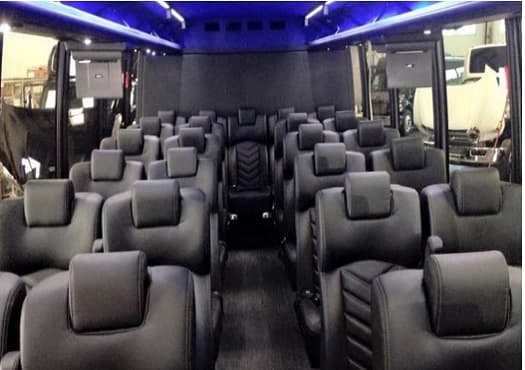 8-10 Pass Lincoln Town Car Stretch Limo