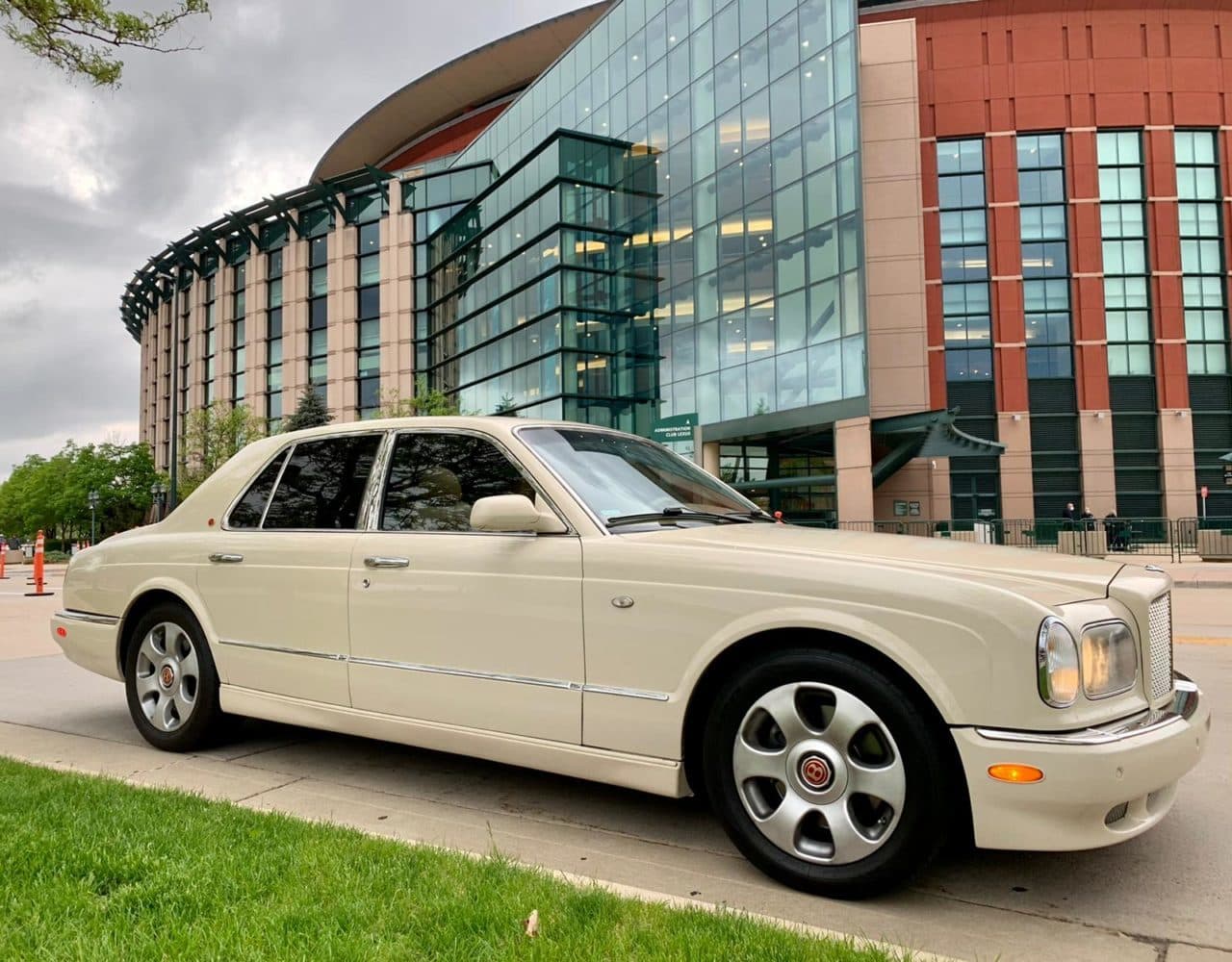 Bentley Arnage Red Label (1-2 passengers)