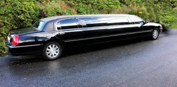 DFW WorldWide Limo Luxury Sprinter & Black Car Service