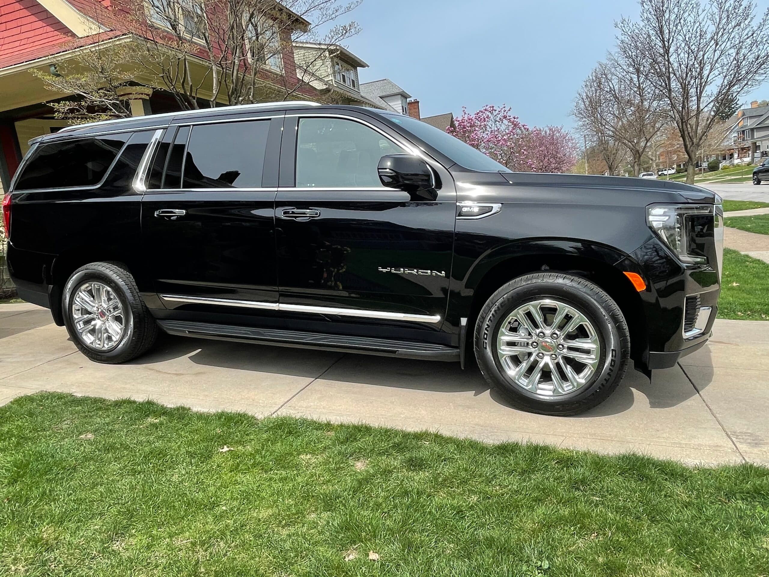 GMC Yukon SLT (2021)