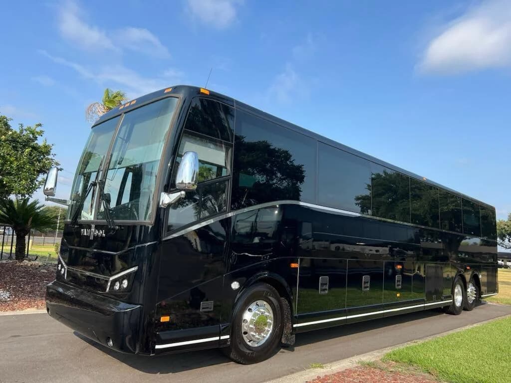 Charter Bus (40 Passengers)