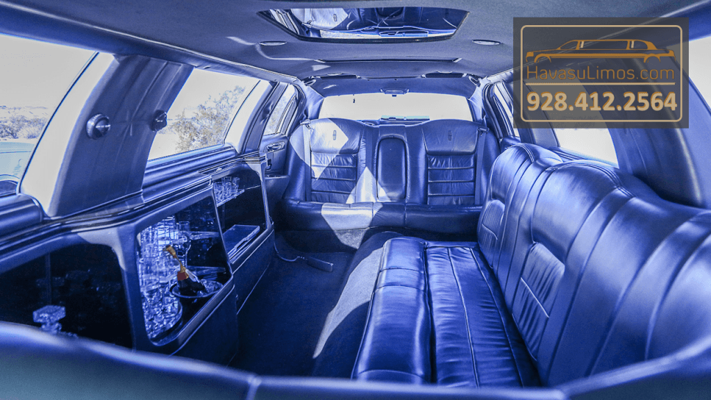 1999 Lincoln Town Car Stretch Limo - Seats 8