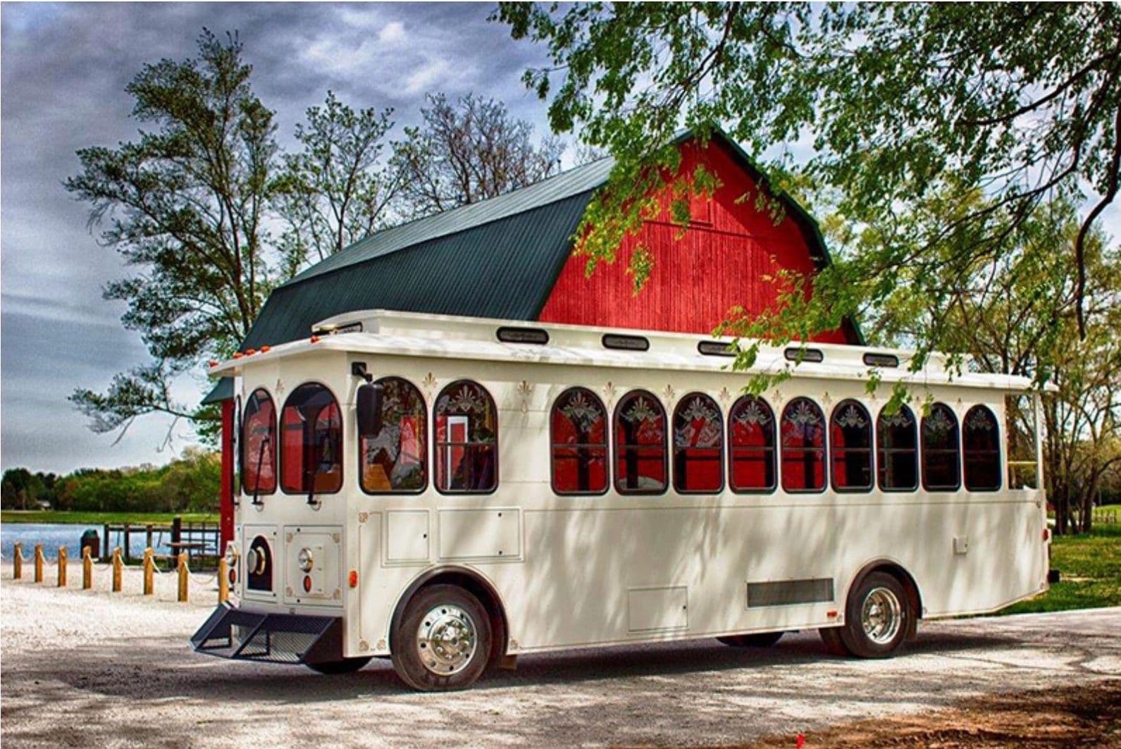 Acadiana Courier Tux & Limo