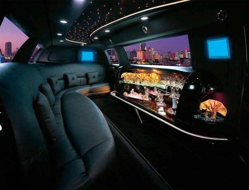 Escalade Limo (white)