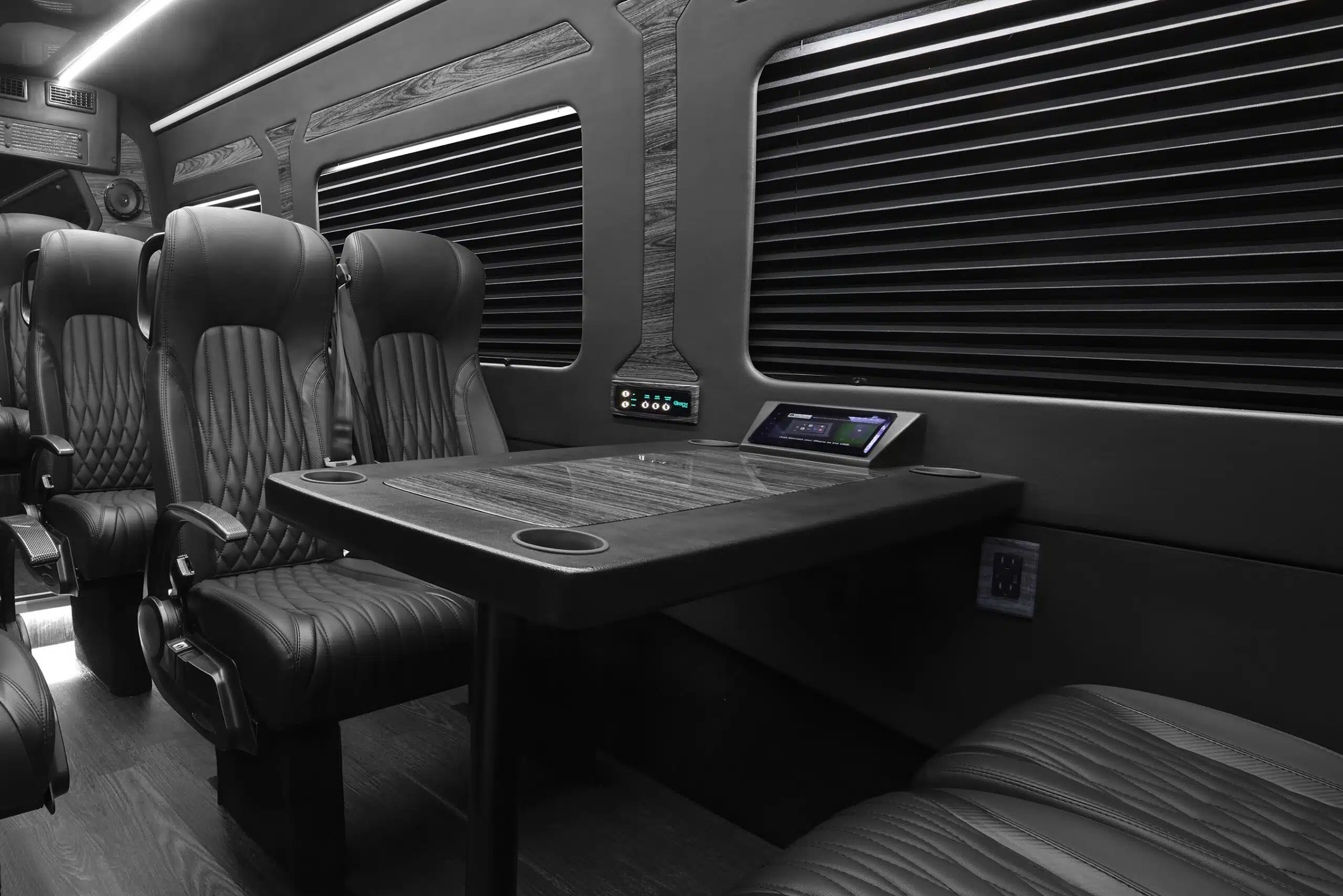Executive Mini Bus (27 passengers)