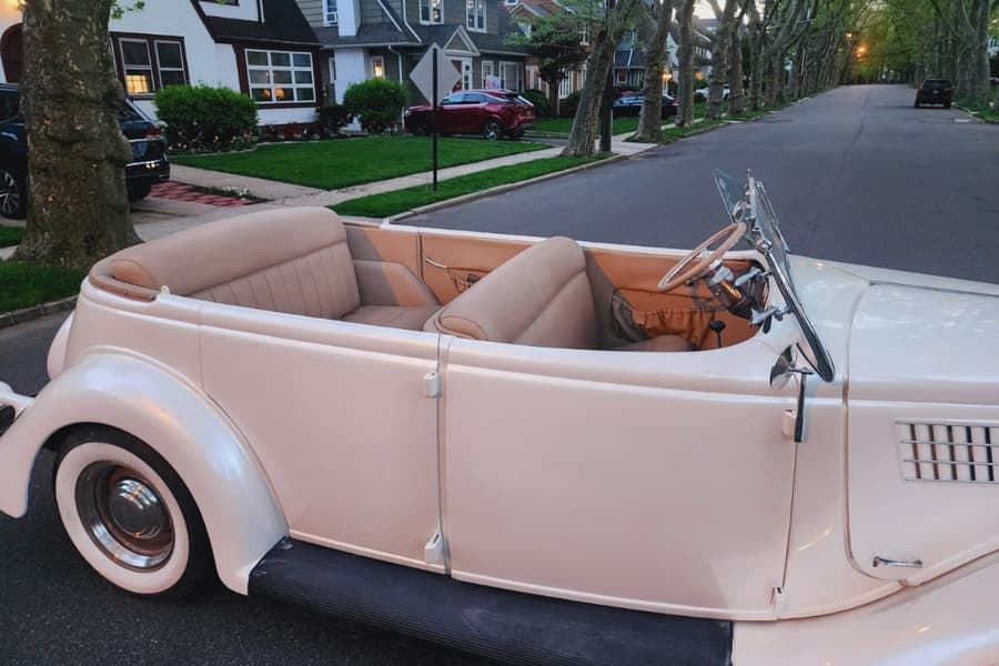 1952 Rolls Royce 2 Passenger Suicide Doors