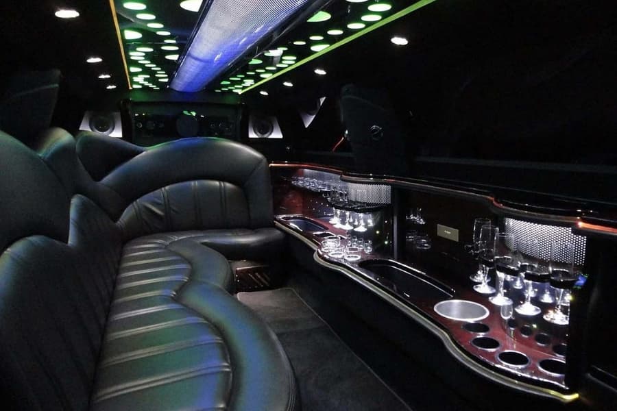 Gabriela Party Bus Bathroom 34 Passenger Bathroom On Board