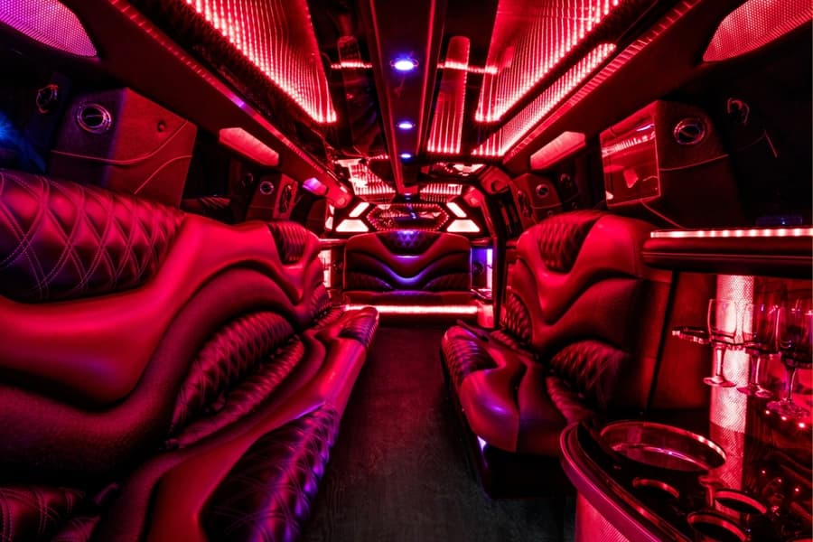 Coach Bus with Bathroom 38 Passenger