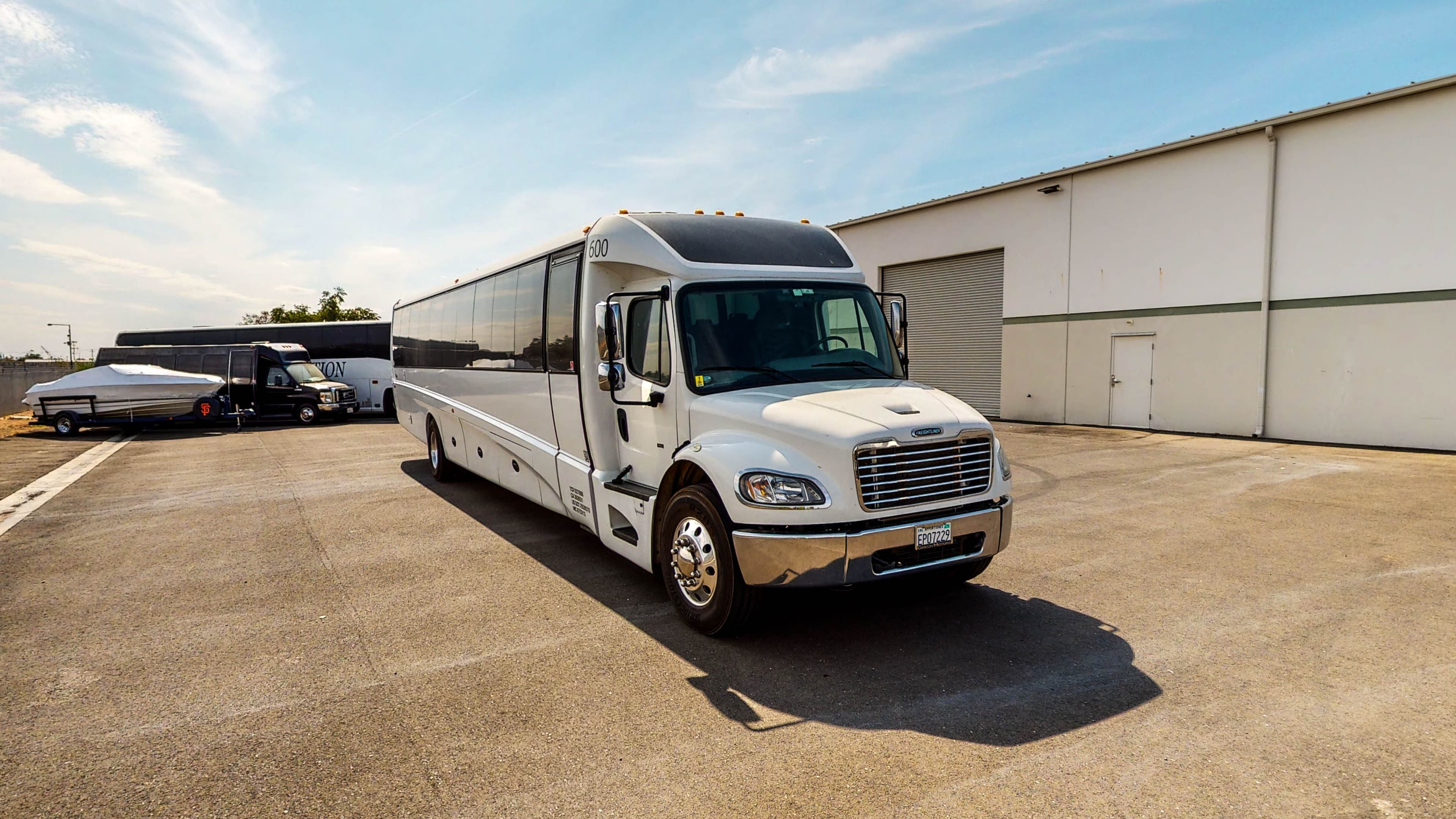 Ford F550 Bus