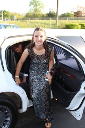 12 passenger stretch white Lincoln limousine