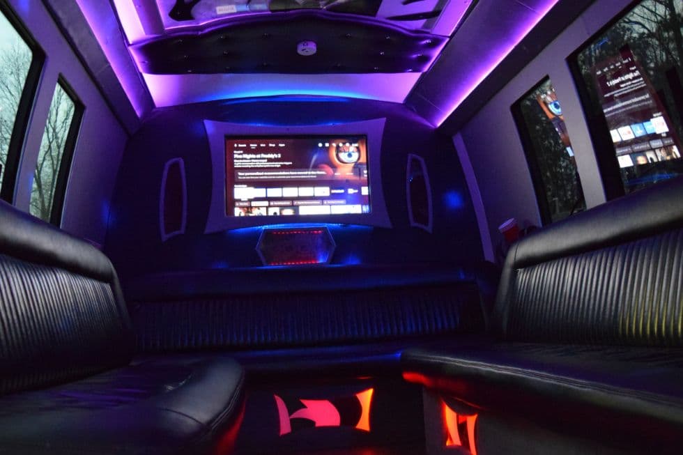Pearl Party Bus