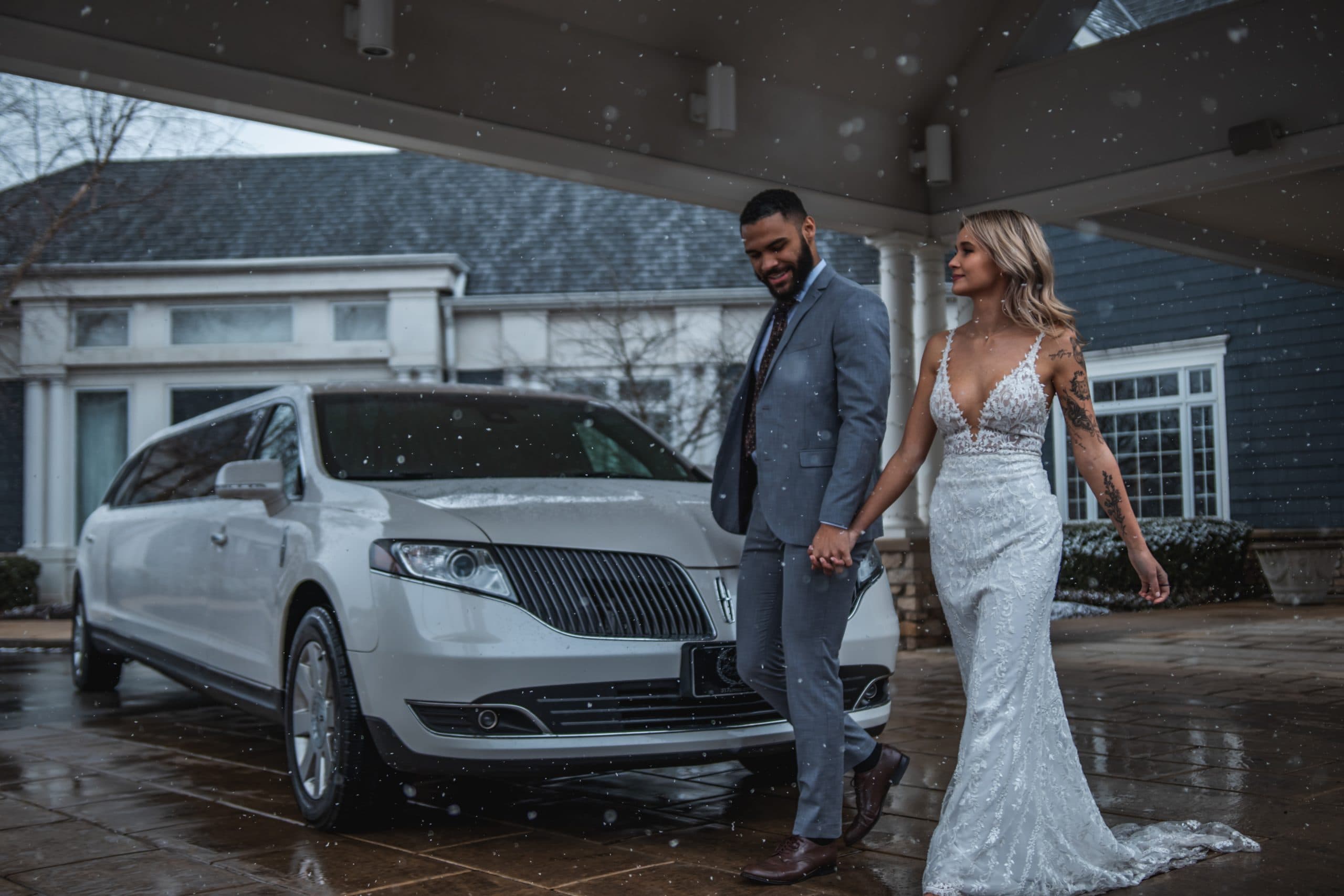 Avant Garde Limousines, Coach & Transportation