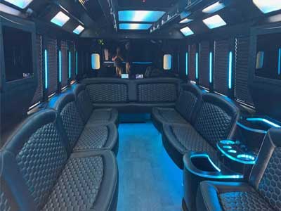 CHARLOTTE - 43 Passenger Executive Coach
