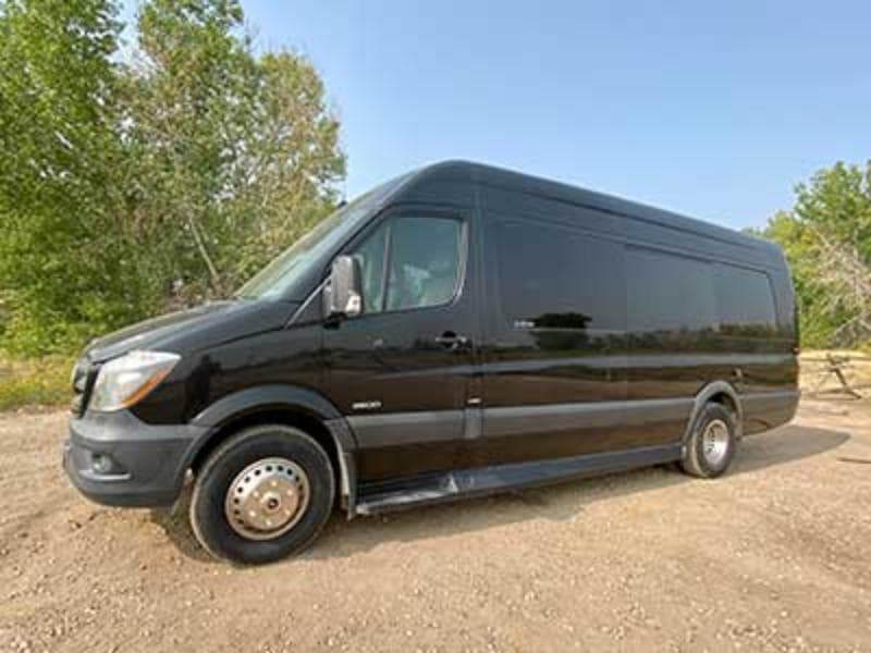 BOULDER / SONOMA - 13 Passenger Sprinter