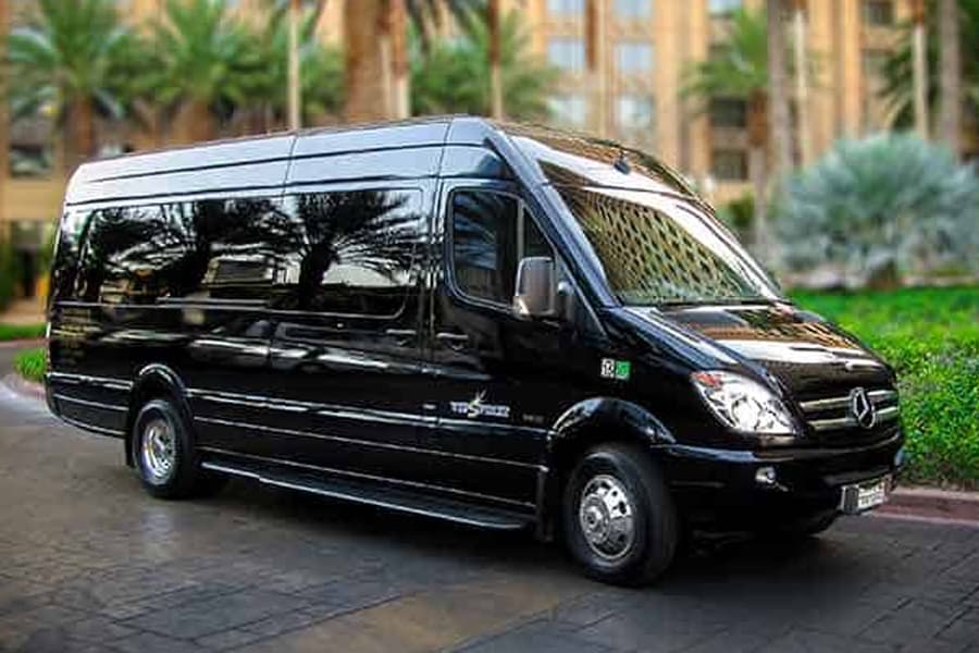 Luxury Sedan - Executive Black Car