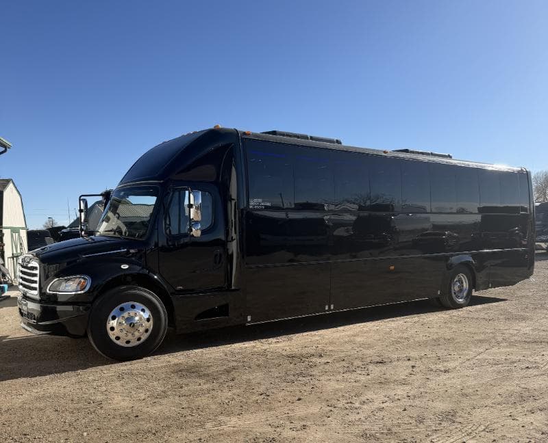 Charlotte 43 Passengers