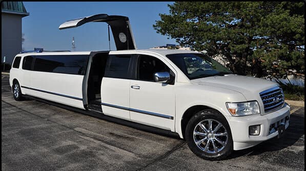 Infiniti Stretch Limo