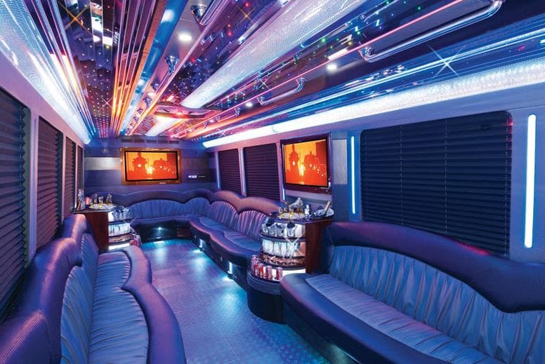 Stretch Limo (15-20 passengers)