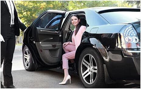 2025 Cadillac CT4 (3 passengers)