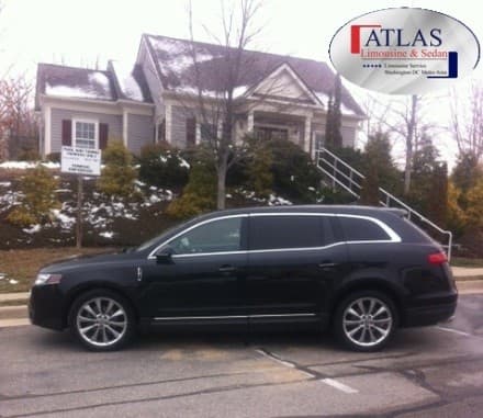Lincoln MKT Limo Capacity: 3 Adults & 2 Kids