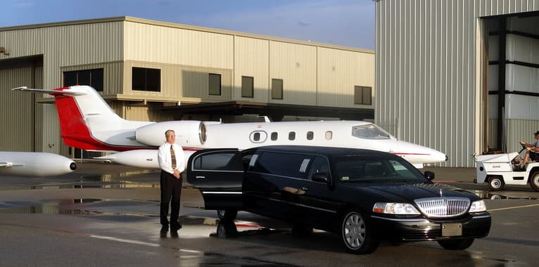 8 Passenger Black Lincoln Town Car Stretch Limousine