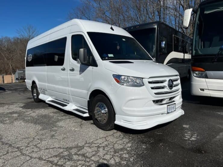 19 Passenger Sprinter Party Bus