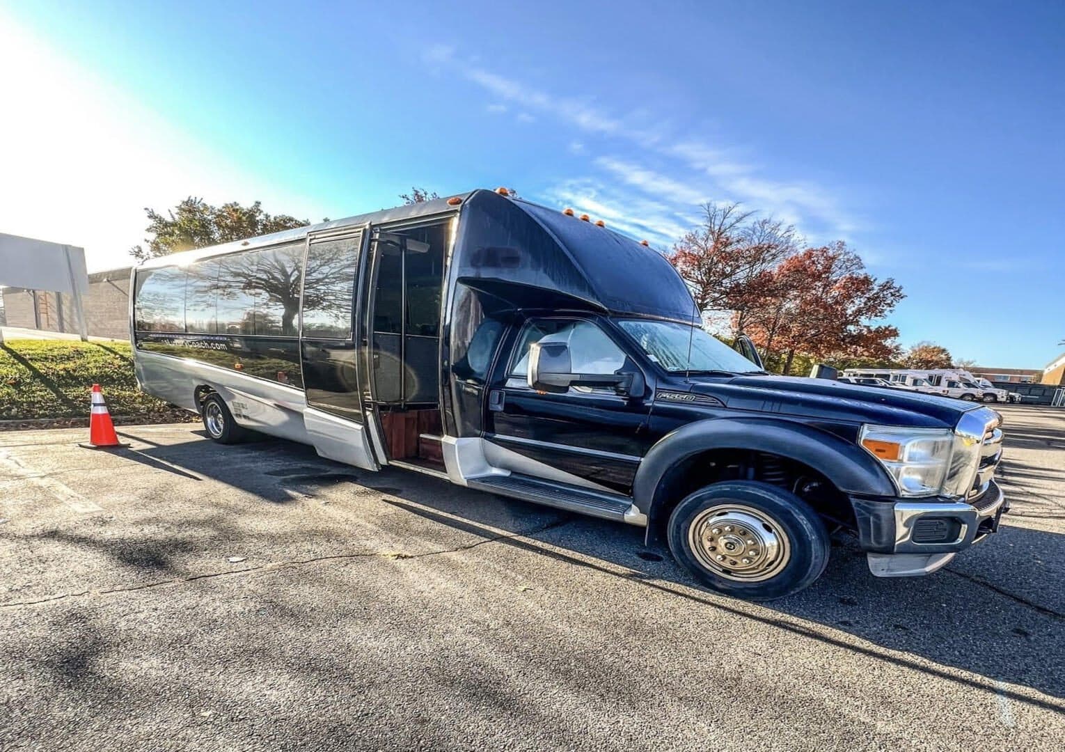 32 Passenger Mini Coach