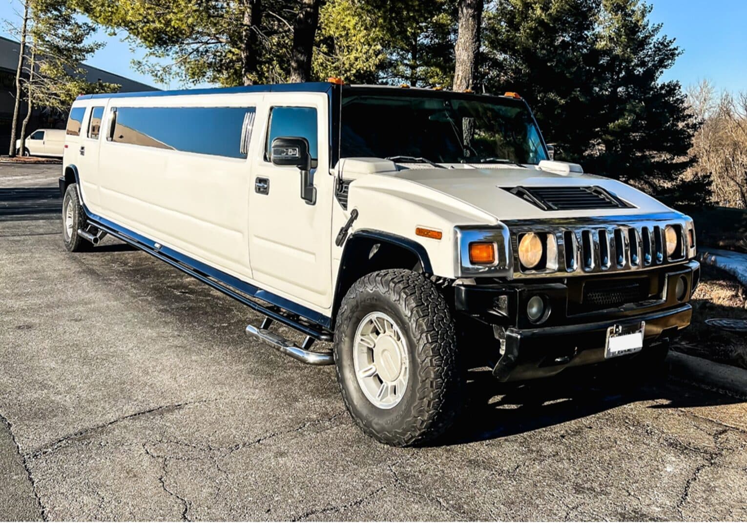 16-18 Passenger Hummer H2-GI