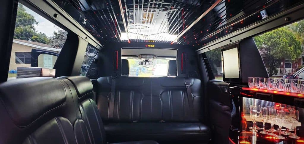 Lincoln MKT limousines and stretch limos