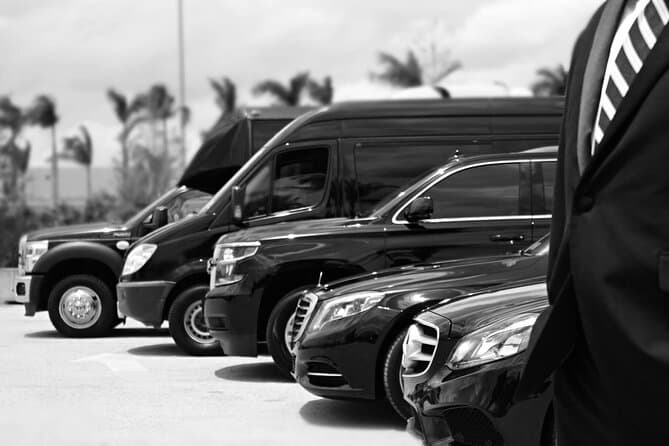 Chevy Suburban · Black Luxury SUV