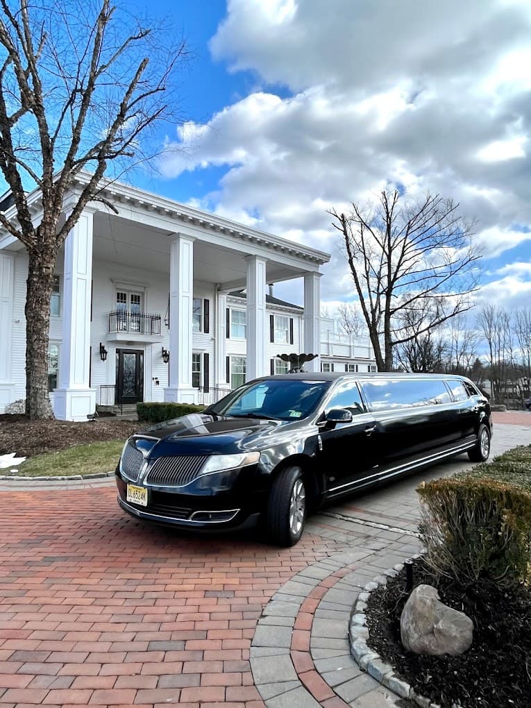 Executive Class Black Stretch Limousine