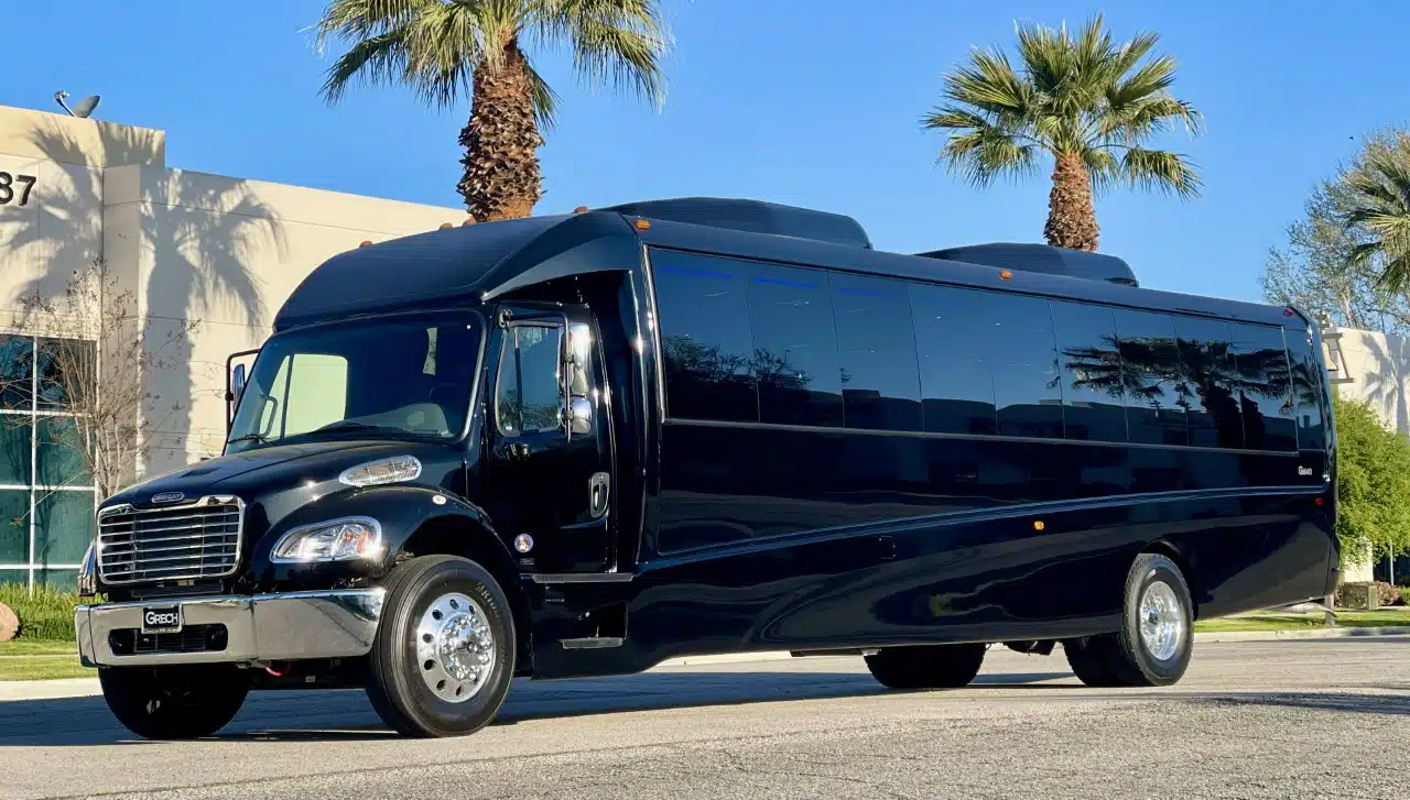 Freightliner S2 35 Passenger Mini Coach