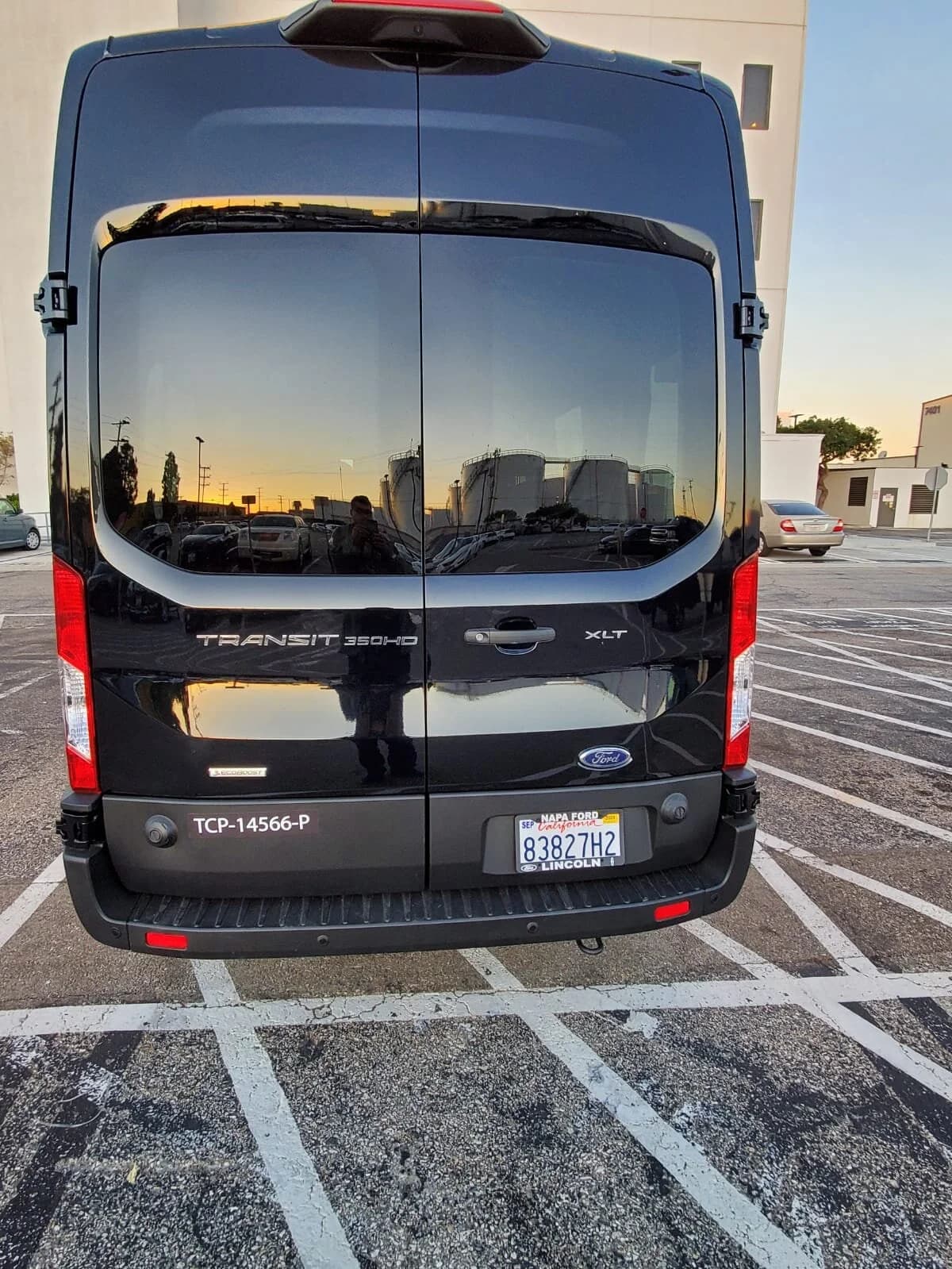 Mini Coach 33 Charter Bus - 33 Passengers