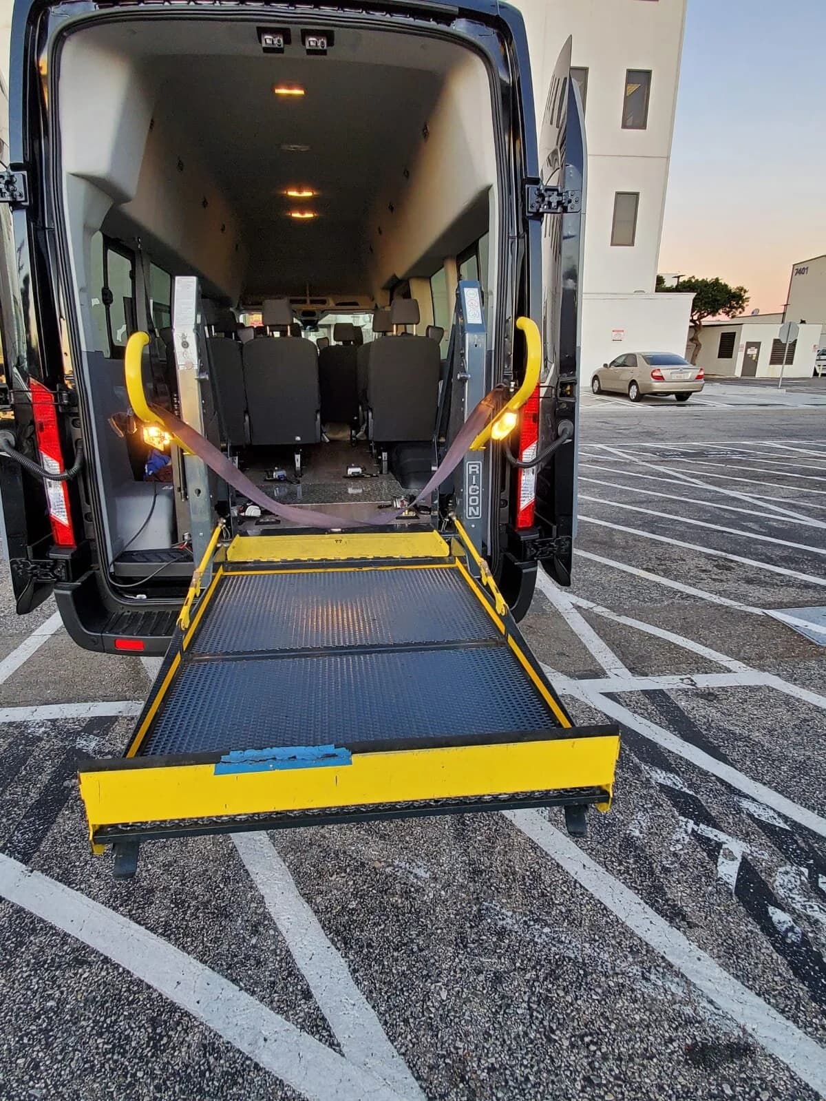 Mini Coach 38 Charter Bus - 38 Passengers