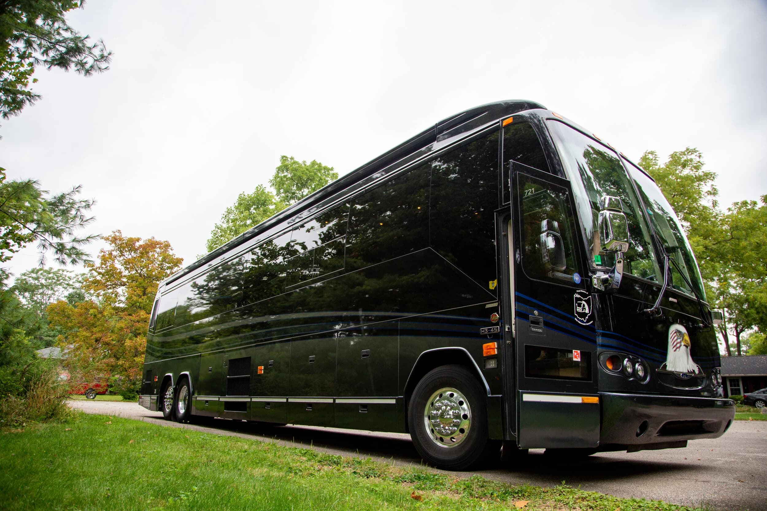 Aretha • Board Room on Wheels • 45 Foot Prevost VIP executive Coach