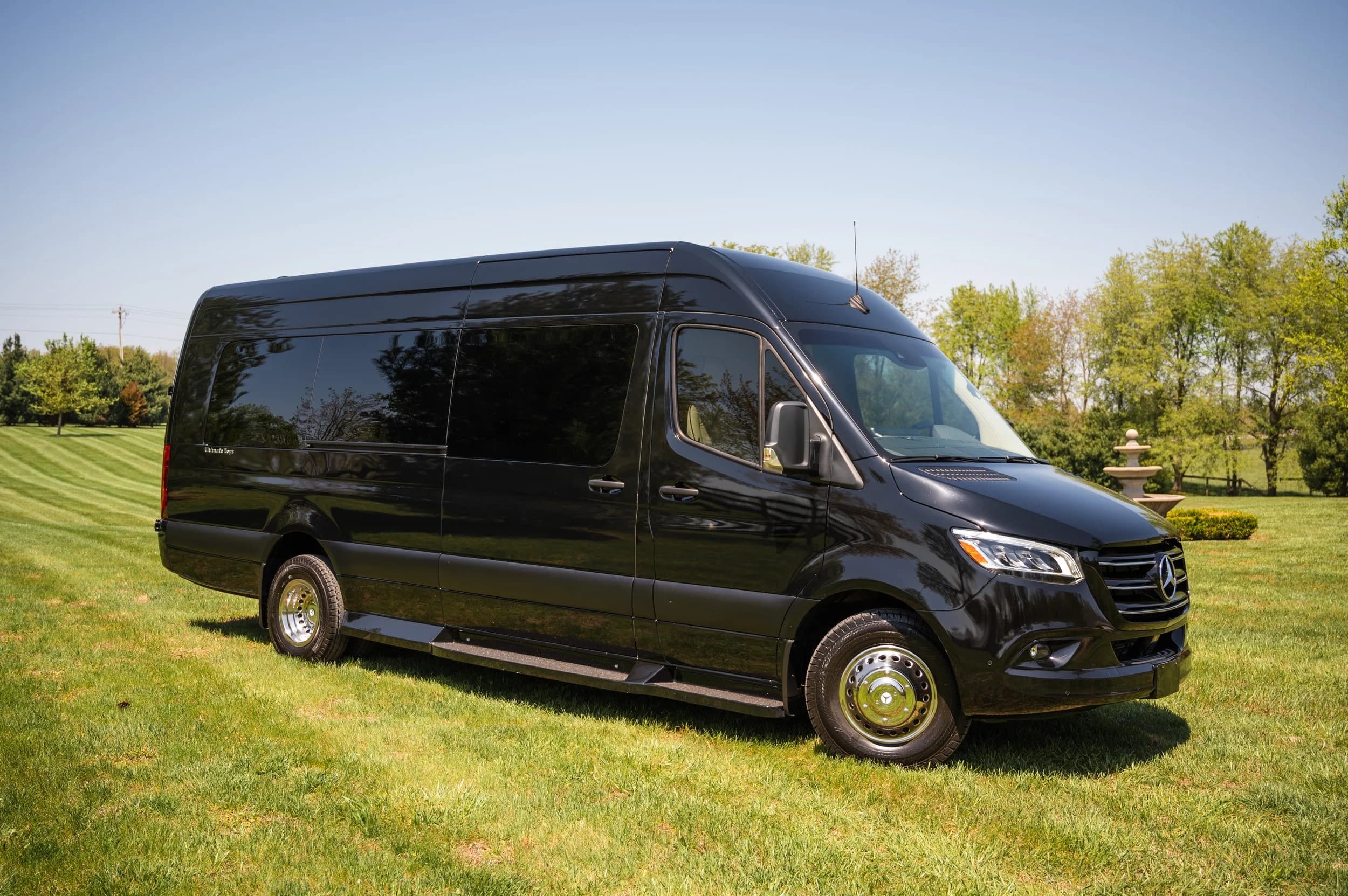 Mercedes-Benz 3500 Business Class Sprinter with Bath