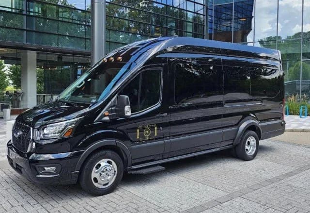 2025 Ford Transit Van