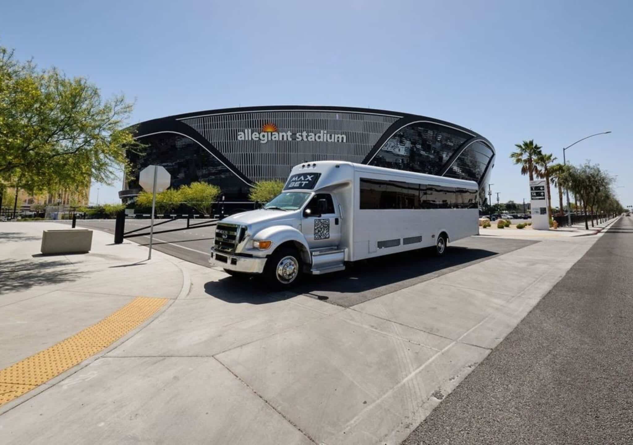 Max Bet - 36 Passenger Party Bus