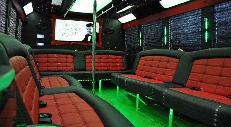 50 Passenger Freightliner