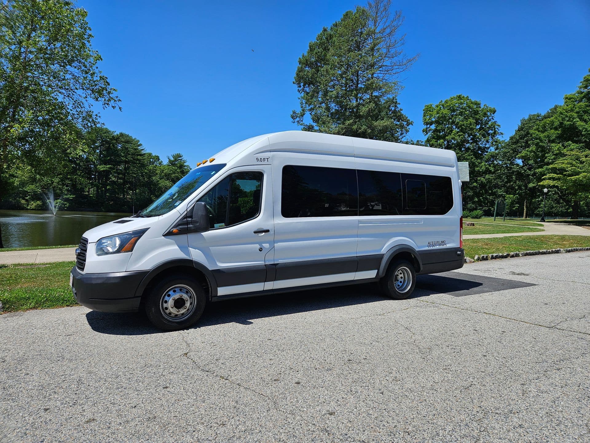 Al's Luxury Limousine Service