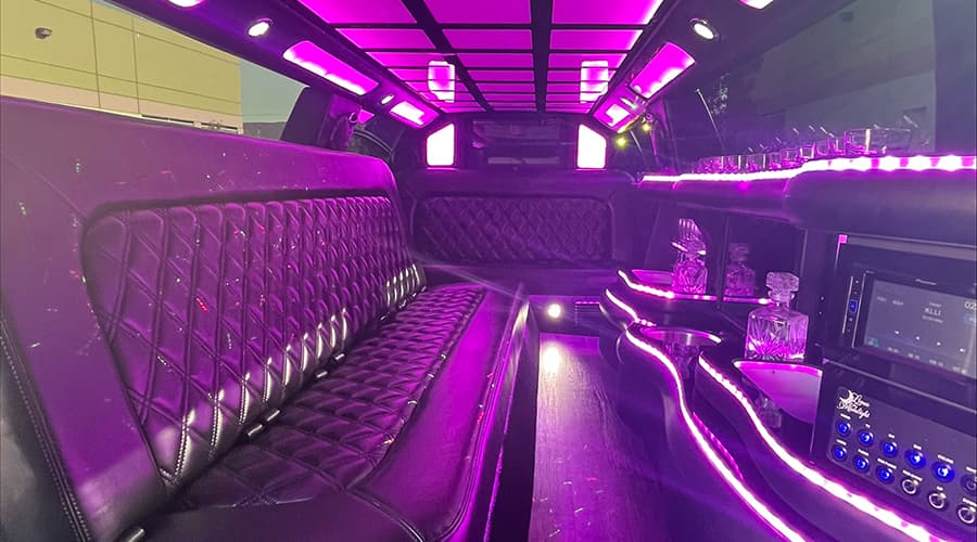 Stretch Limousine (8-10 passengers)