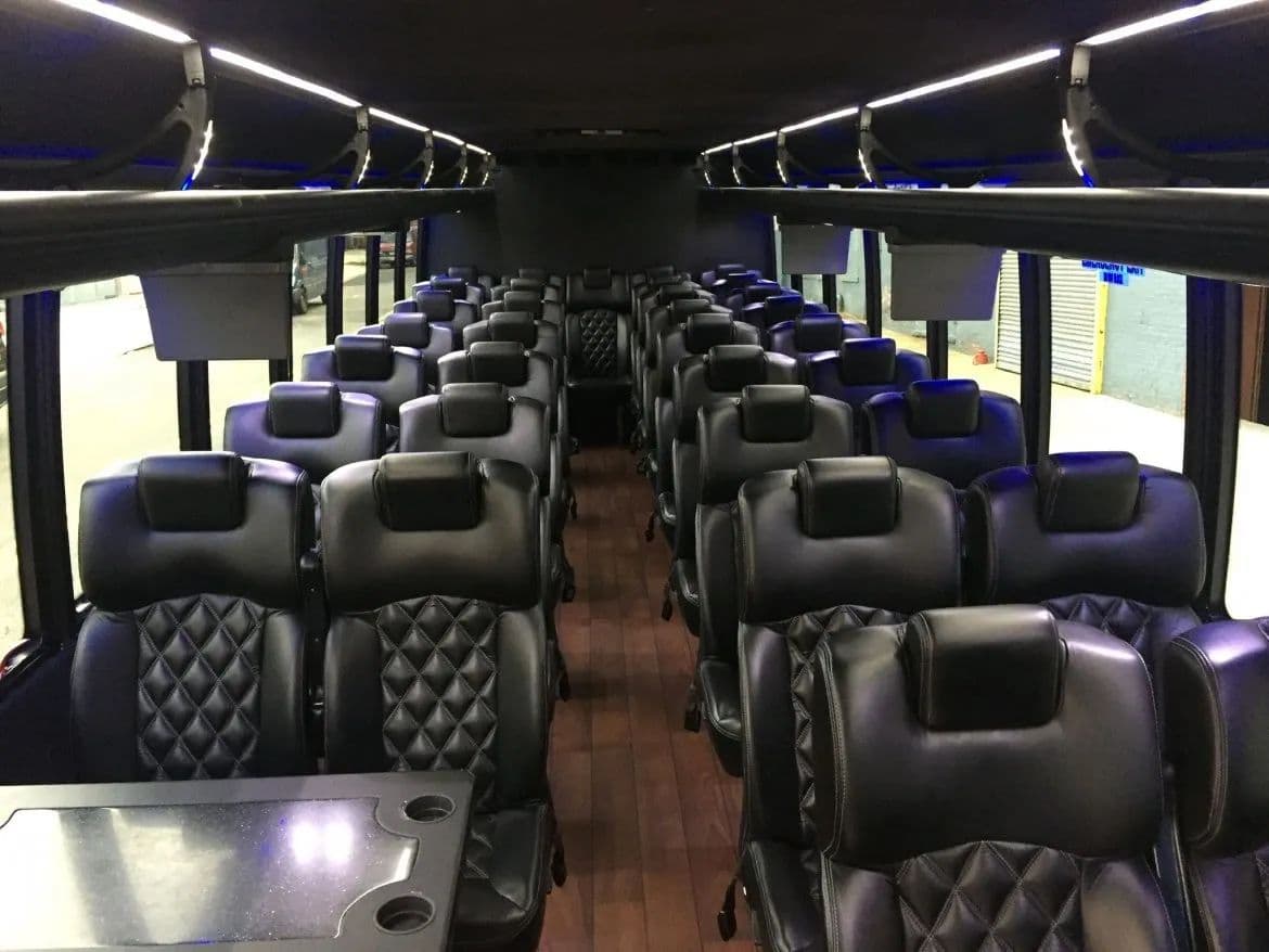 Grech Mini Bus - 34 Pax
